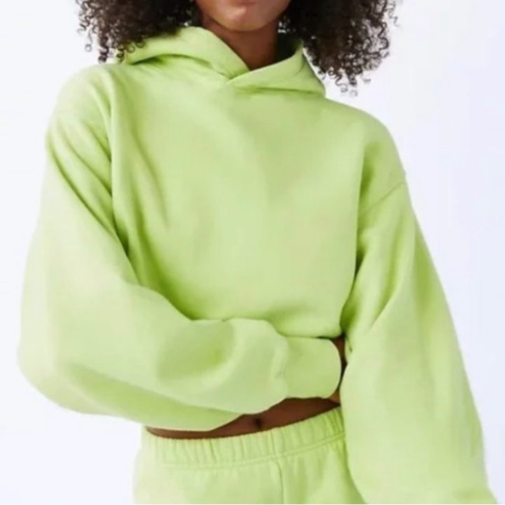 Aritzia TNA Perfect Hoodie Crop Cropped, pullover hoodie Neon Green / Lime Small